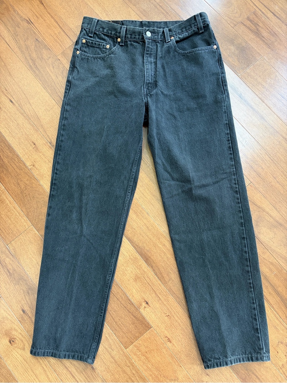 Vintage 1999 Levi's 550 Relaxed Fit Tapered Jeans – Faded Black Tag W36 x L32